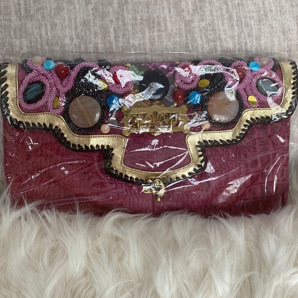 Vintage clutch